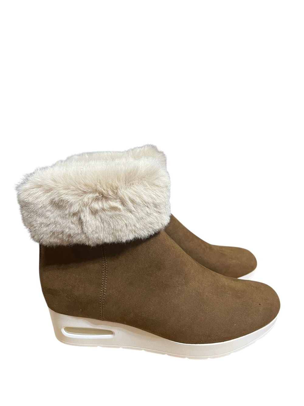 DKNY Abri Brown Neutral Faux Fur Wedge Heel Ankle Fall Bootie Boots sz 9.5 NIB